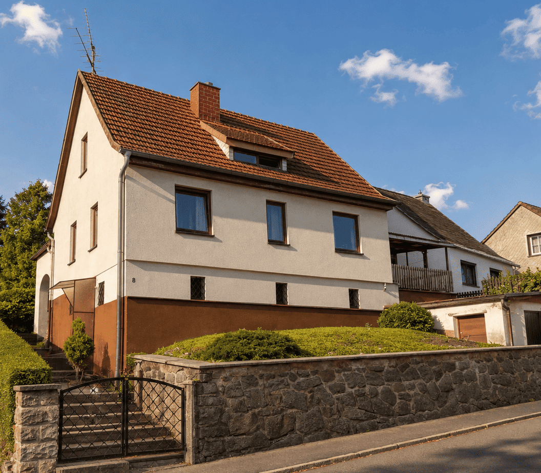 Einfamilienhaus mit Weitblick, Doppelgarage, Terrasse und vielseitigem Entwicklungspotenzial, 98599 Brotterode-Trusetal