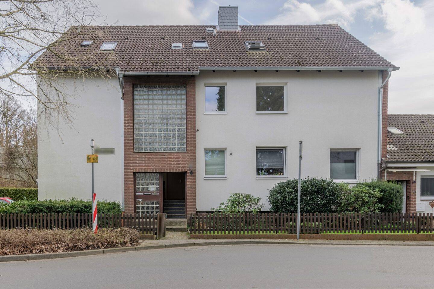 Langenhagen OT Krähenwinkel – Helle 4-Zimmer-Wohnung mit Garage und Garten, 30855 Langenhagen