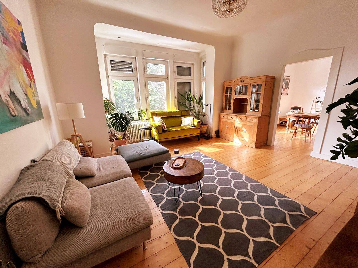 Elegante Altbauwohnung in der Nähe des Wasserturms, 41063 Mönchengladbach (Eicken Großheide Stadtmitte Windberg)