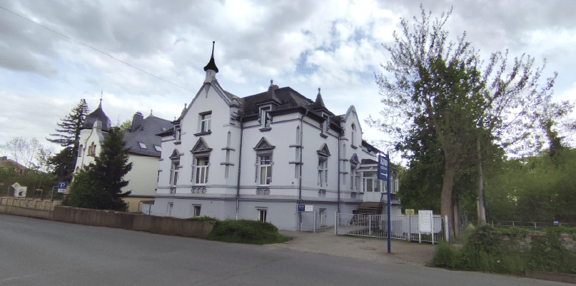 Charmante 3-Zimmer-Wohnung in zentraler Lage von Weida – 87,96 m² mit Stellplatz, 7570 Weida