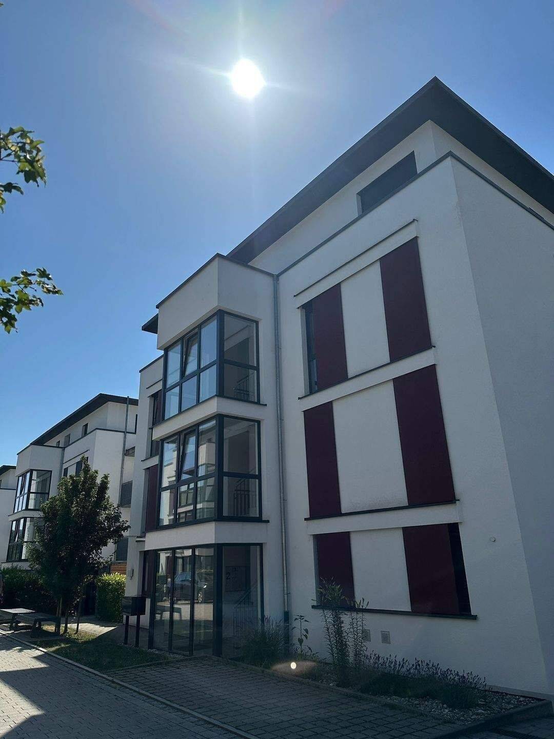 WOW: attraktive, neuwertige 3-Zimmer-Wohnung mit Balkon und herrlichem Panoramablick, 79261 Gutach im Breisgau