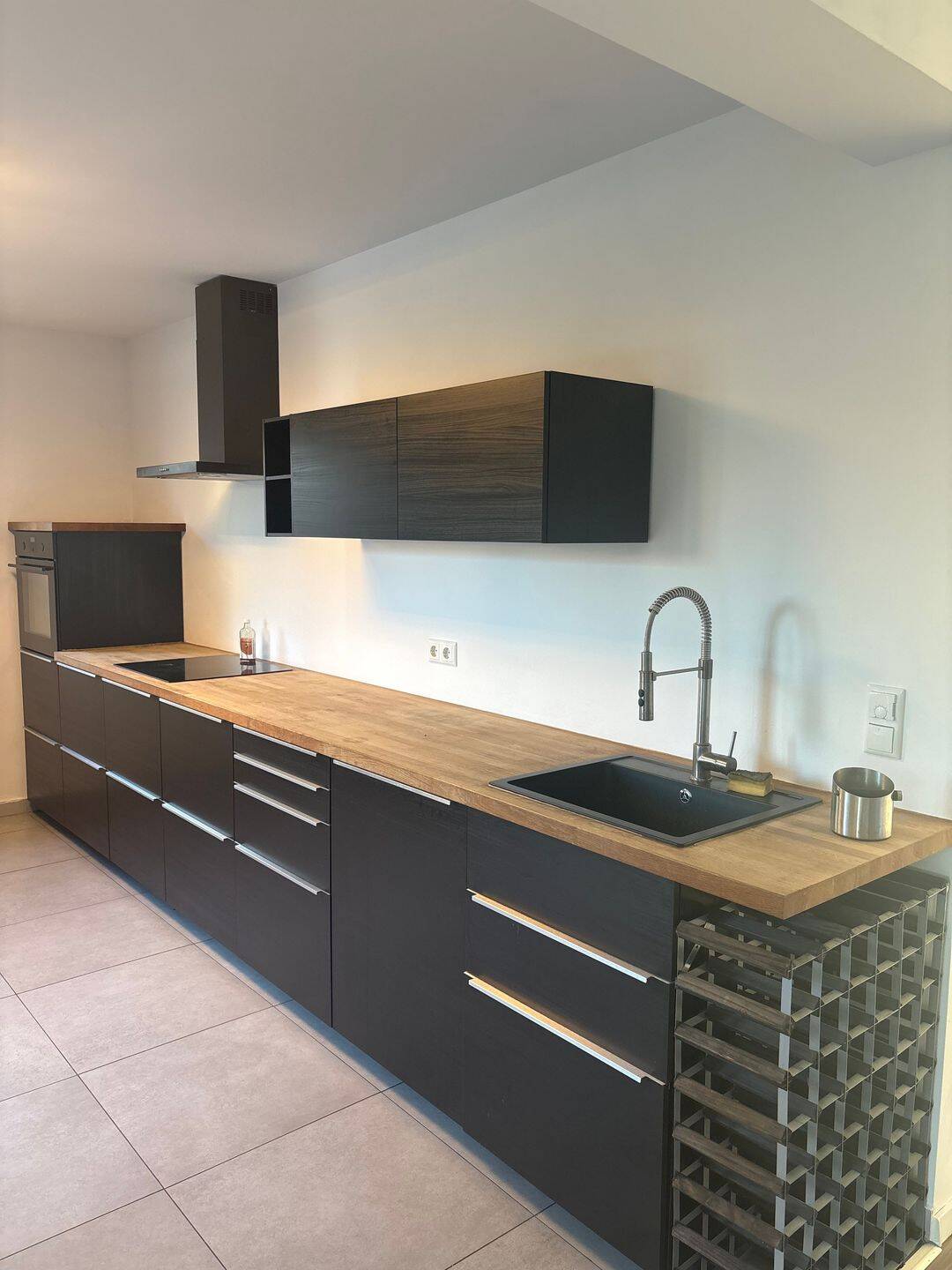 Moderne 3-Zimmer-Wohnung mit offener Wohnküche, Balkon, Garten & Klimaanlage in Stein Deutenbach, 90547 Stein