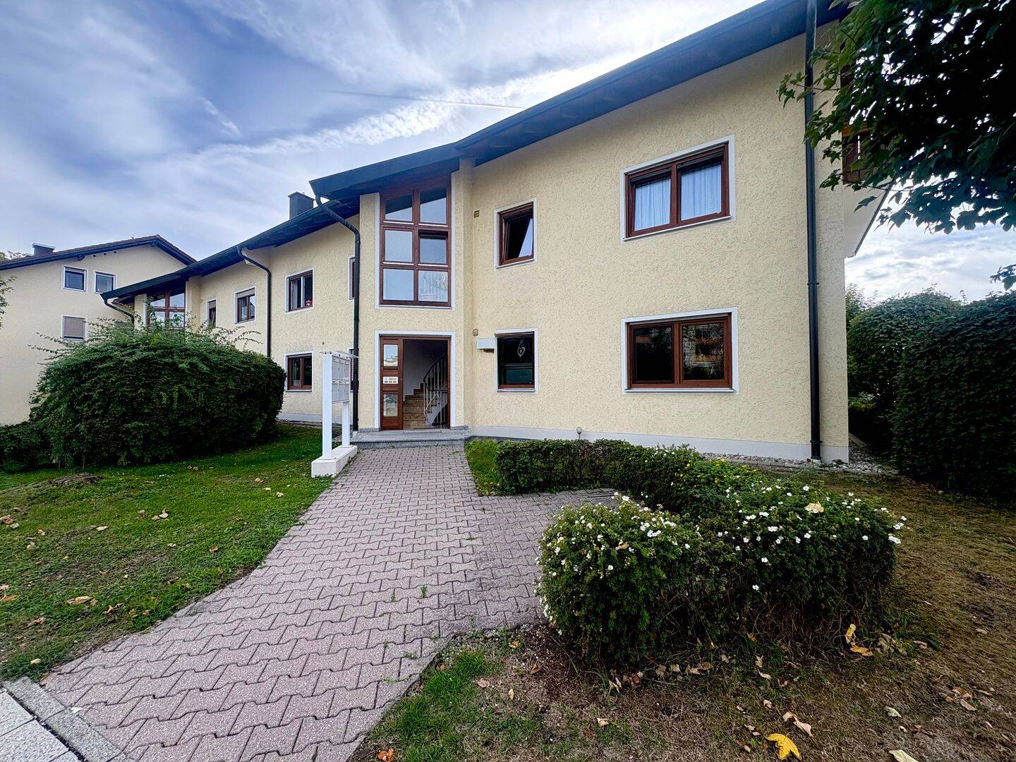 Seltene Gelegenheit: Renovierte 3-Zimmer-Erdgeschosswohnung mit Terrasse & Gartenanteil, 84453 Mühldorf a. Inn