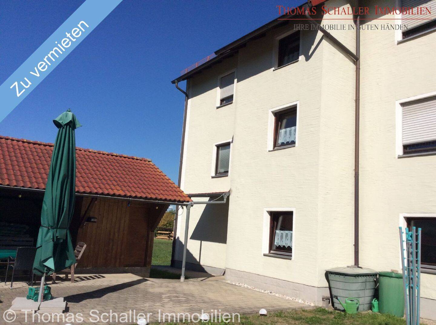 Günstige 3-Zimmer-Wohnung mit EBK, Garage und Stellplatz in ruhiger Lage, 92348 Berg b. Neumarkt i.d. OPf. (Berg)