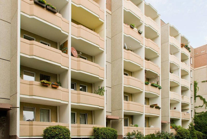 Wohnen direkt neben der Uni – attraktive 2-Zimmer-Wohnung, ideal für eine WG, 1069 Dresden