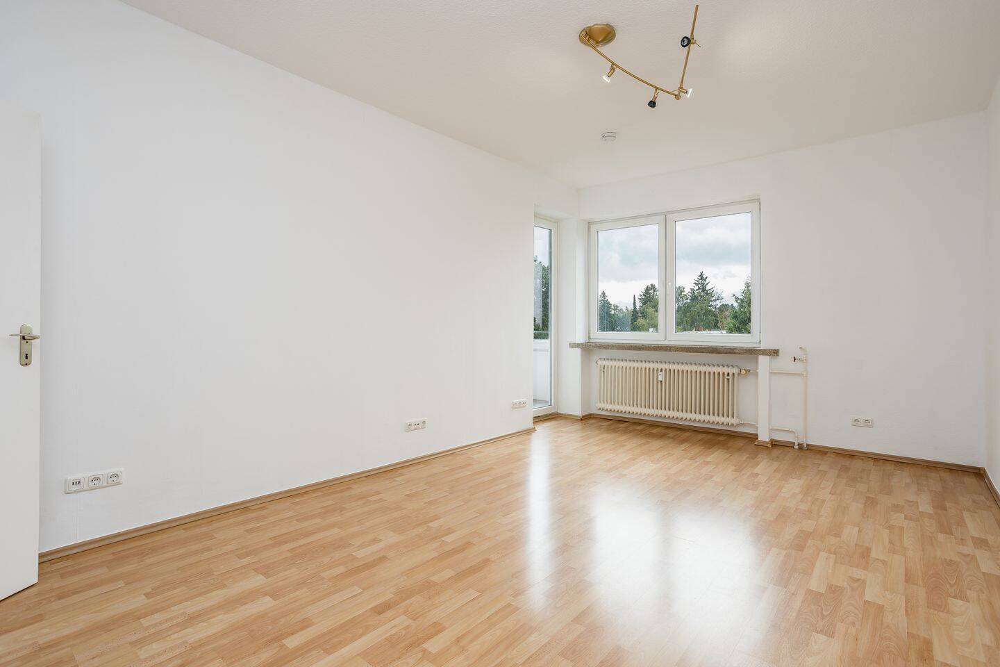 Gut geschnittene 3-Zimmer-Wohnung mit Loggia in Zehlendorf, 14165 Berlin (Steglitz-Zehlendorf Zehlendorf)