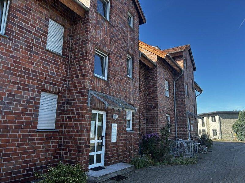 Helle 2-Zimmer-Dachgeschosswohnung mit schöner Loggia im Soester Norden, 59494 Soest