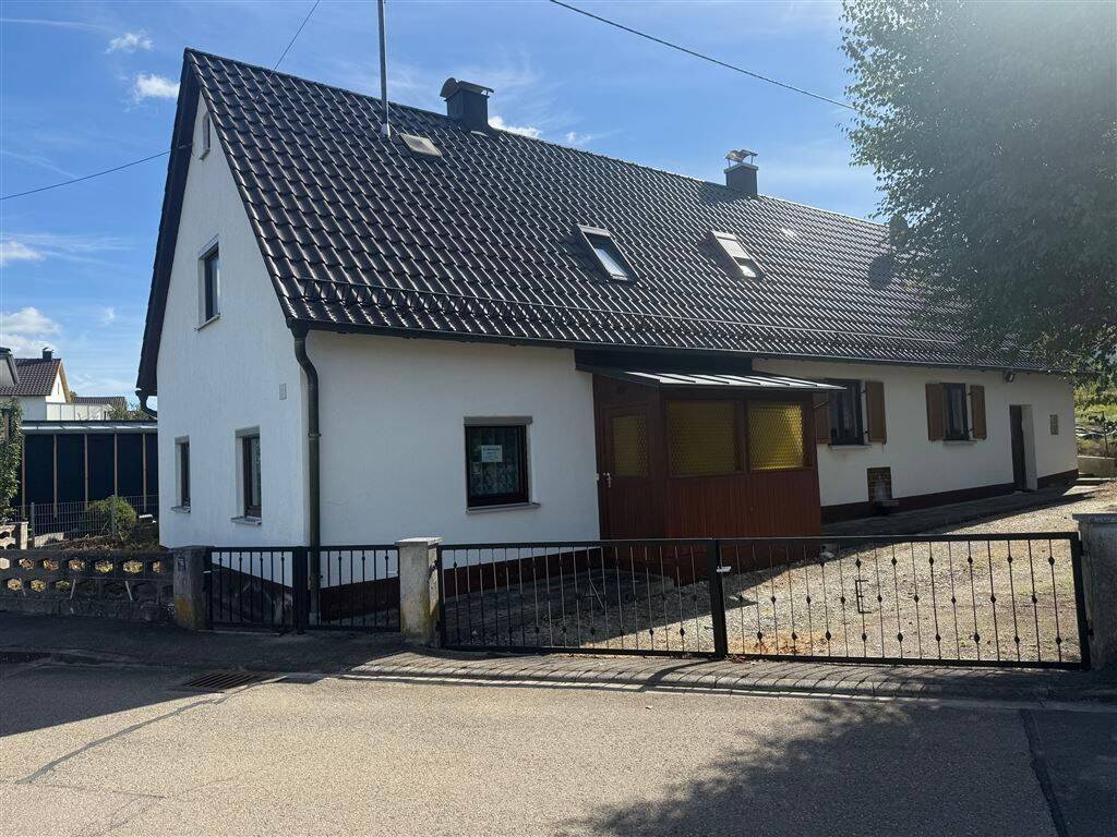 Handwerkerhaus mit großem Garten und zahlreichen Möglichkeiten, 89368 Winterbach