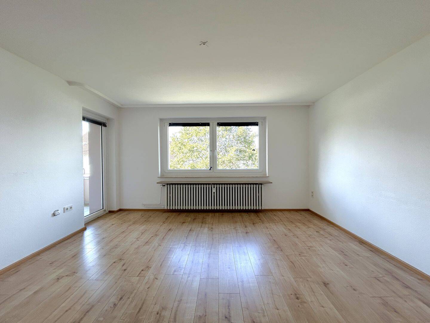 Im grünen Dedensen | Hübsche 4 Zimmerwohnung mit Balkon, 30926 Seelze