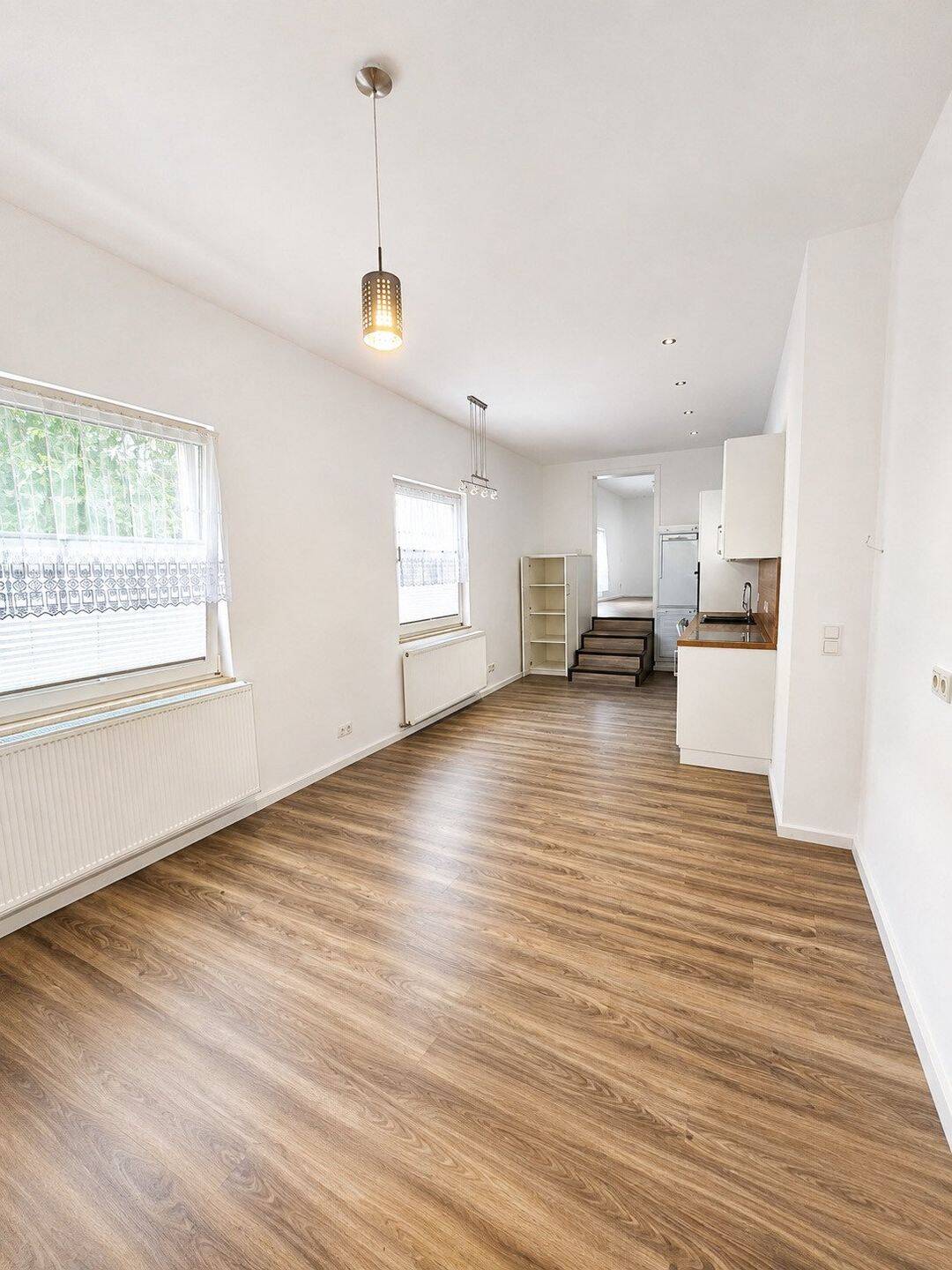 Zentrale Lage trifft modernen Komfort – Newertige 70 m², 2 ZKB, incl. EBK und Stellplatz, 54290 Trier (Innenstadt Trier-Süd)