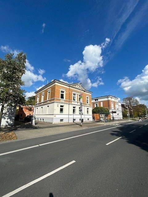 Repräsentative und charmante Altbauwohnung mit 6-Zimmern, Stuckdecken in gepflegter Stadtvilla an der Uni (Wohn-oder Büronutzung) WE11 in Hochparterre, 38106 Braunschweig (Braunschweig)