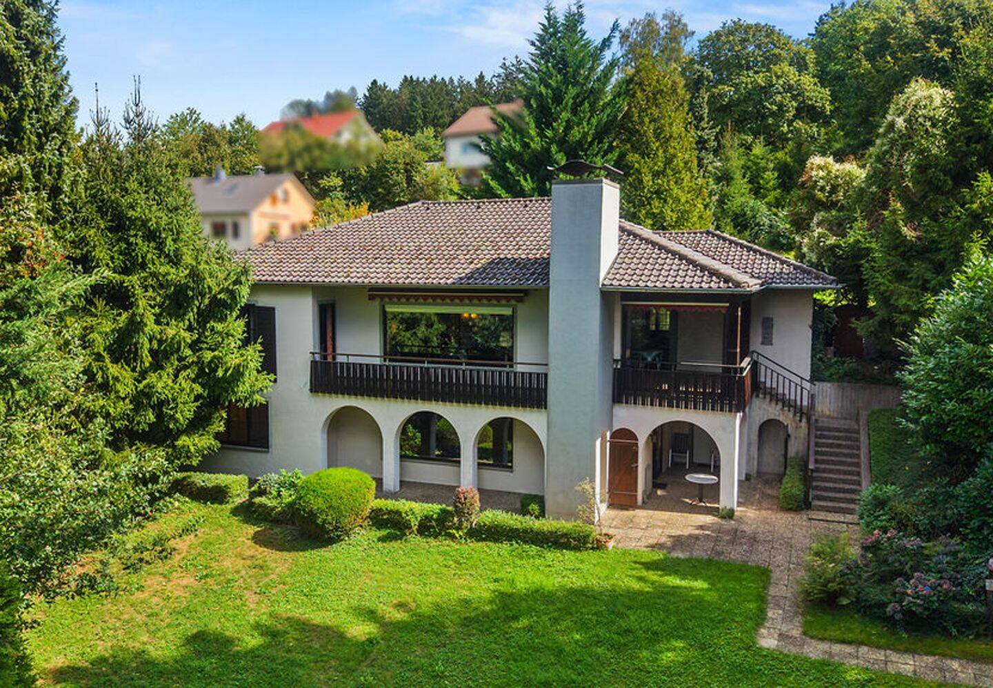 Italienischer Charme – Villa im Park mit Blick ins Allgäu, 88285 Bodnegg