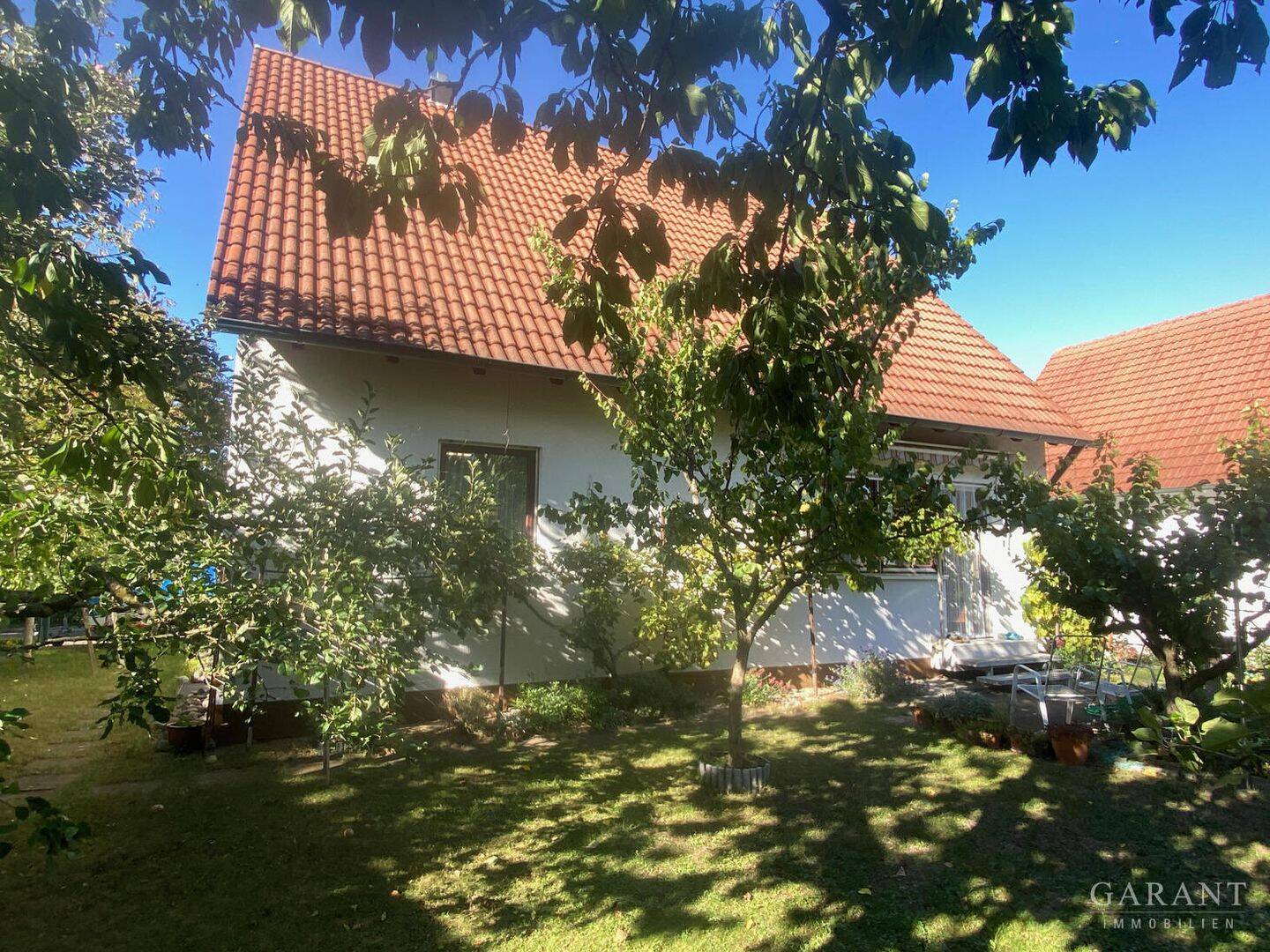 Gepflegt, kompakt, familienfreundlich – hier können Sie direkt einziehen, 86720 Nördlingen
