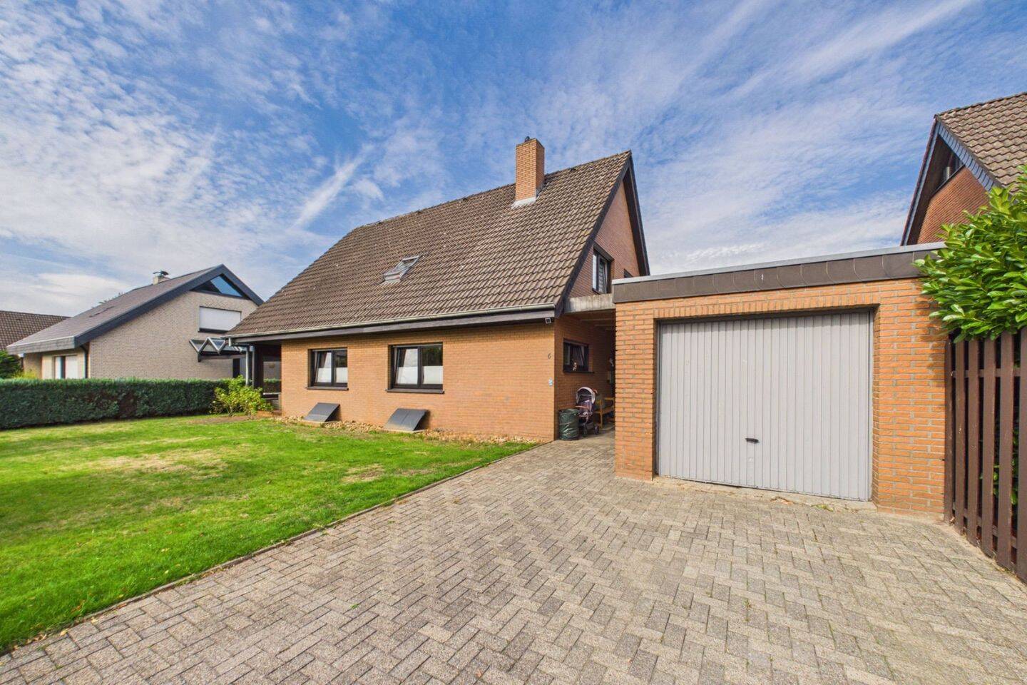 Großzügig leben, flexibel wohnen – Einfamilienhaus mit Potenzial für zwei Wohneinheiten in Schüttorf, 48465 Schüttorf