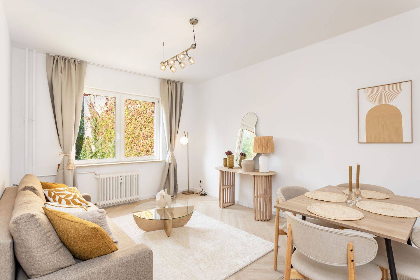 Moderne 4-Zimmer Wohnung mit Südbalkon und Stellplatz, 10557 Berlin (Mitte Hansaviertel Moabit Tiergarten)