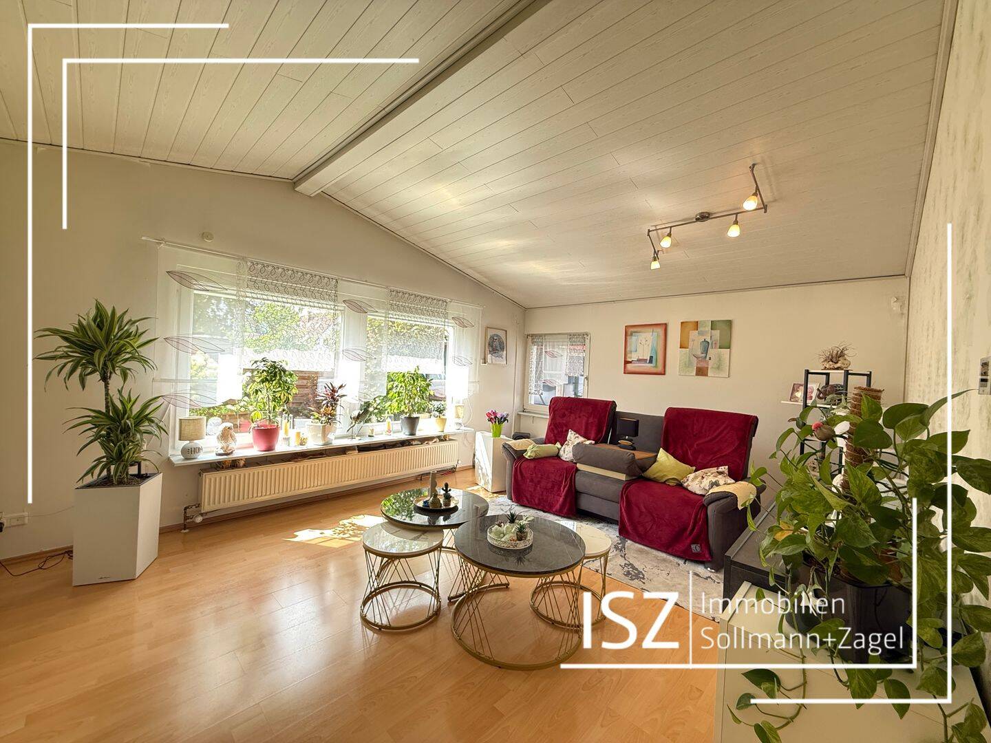 Charmantes EFH BJ 1997, 5 Zimmer 429 m² Grund, ca. 148 m² Wohnfl., Südterrasse, off. Küche, Carport, 90469 Nürnberg (Falkenheim Gartenstadt Kettelersiedlung Langwasser Rangierbahnhof)