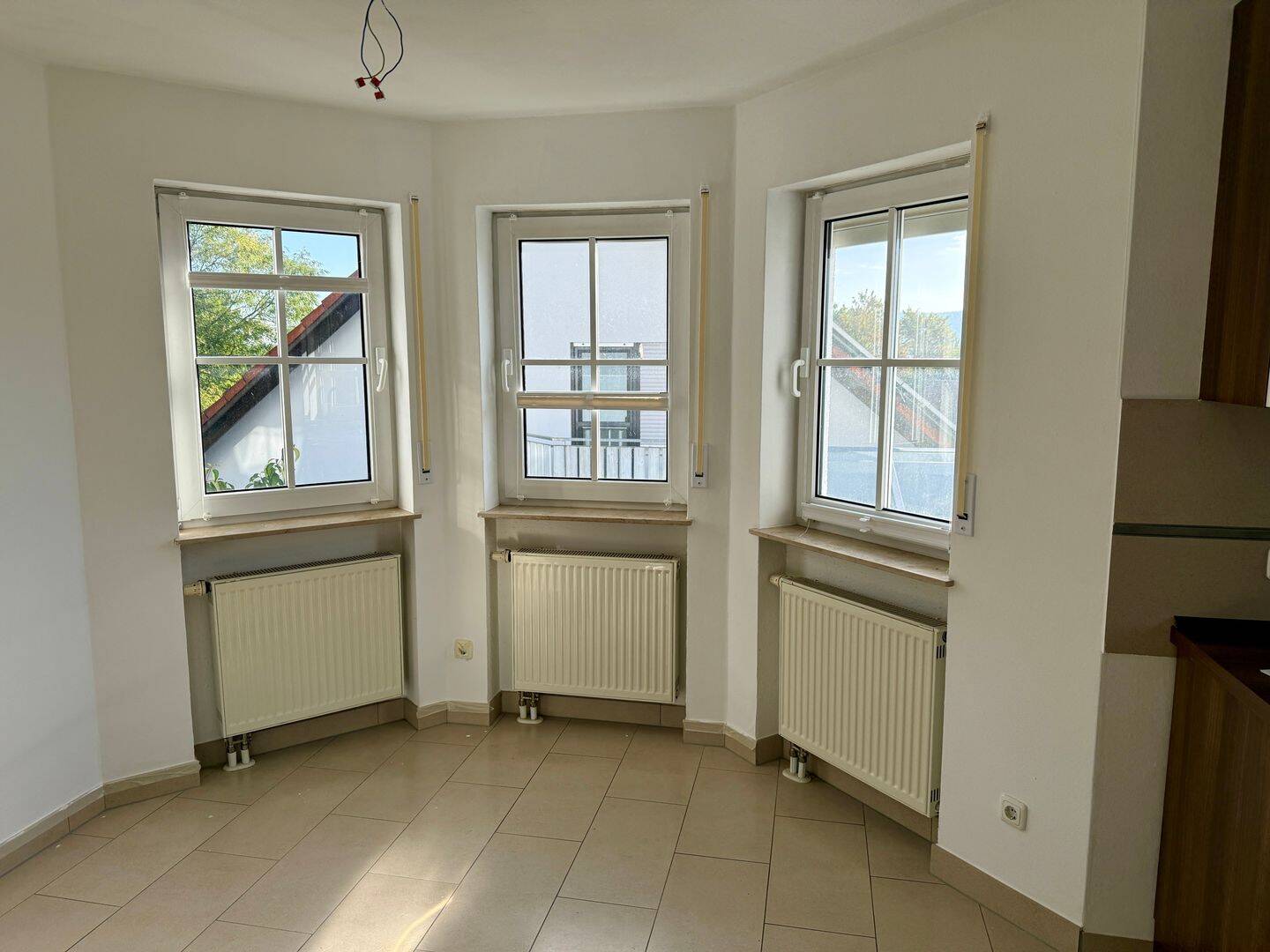 Moderne Erdgeschosswohnung mit Balkon und Stellplatz, 97762 Hammelburg