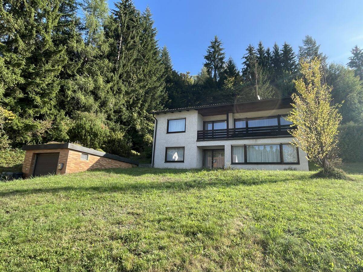 Idyllische Waldrandlage in beschaulicher Ortschaft – Wohnhaus mit Potenzial, 92697 Georgenberg