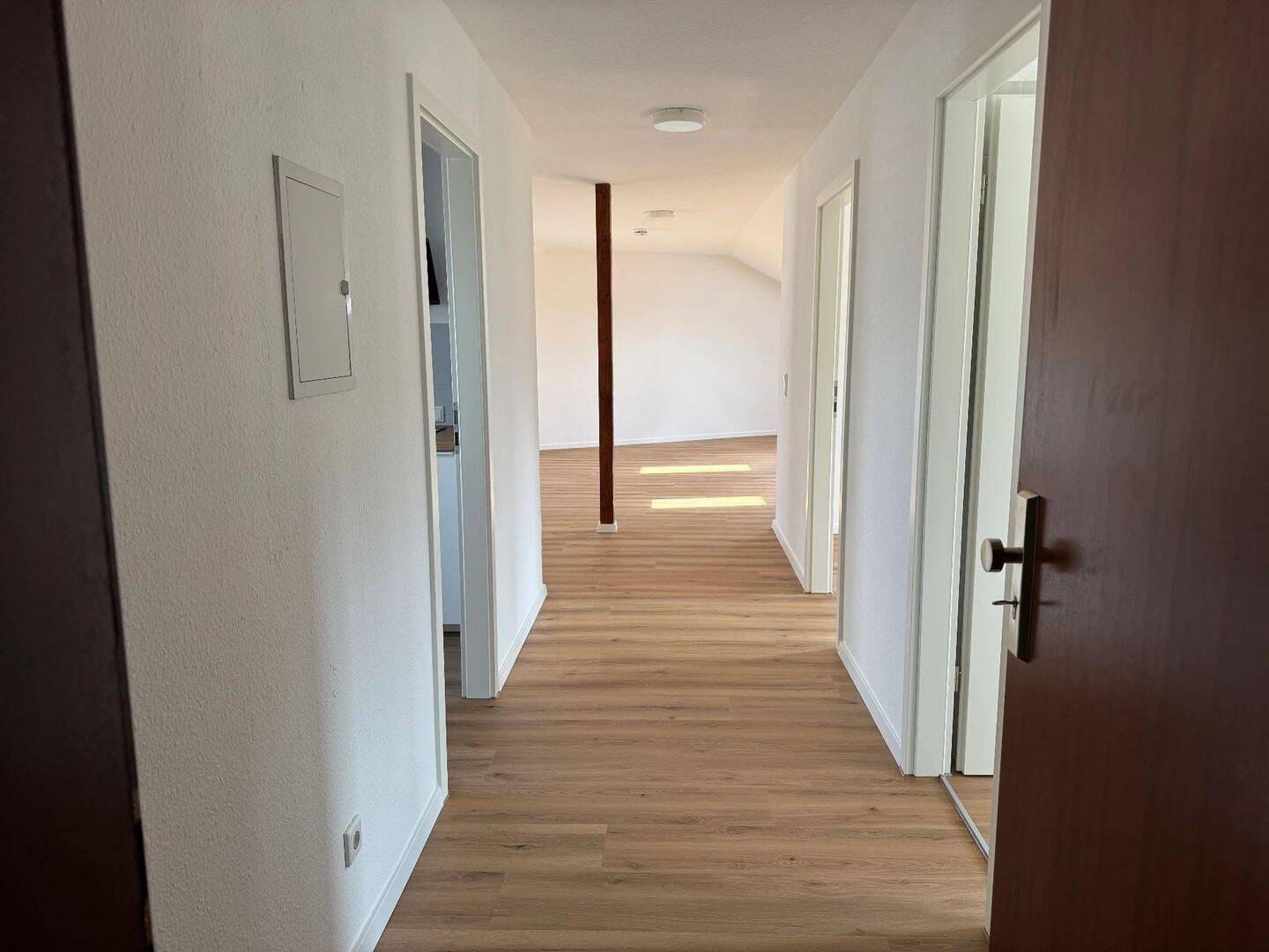 +++Geräumige 2 Zimmer Wohnung mit moderner Einbauküche+++, 38114 Braunschweig (Braunschweig Ölper)