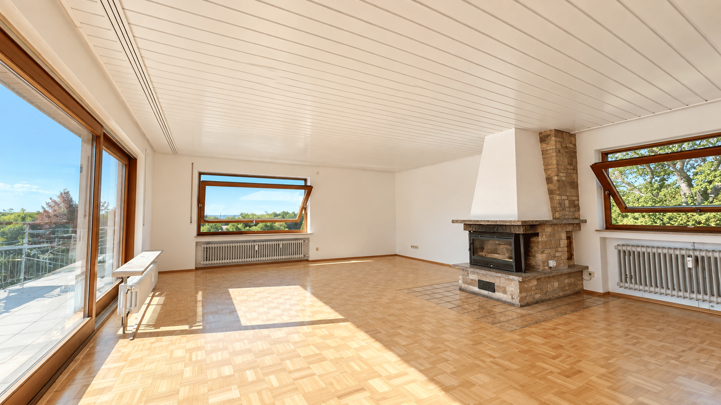 Exklusive 4,5-Zimmer-Wohnung mit 140 m² nach hochwertiger Sanierung | Erstbezug | Einbauküche, 73457 Essingen