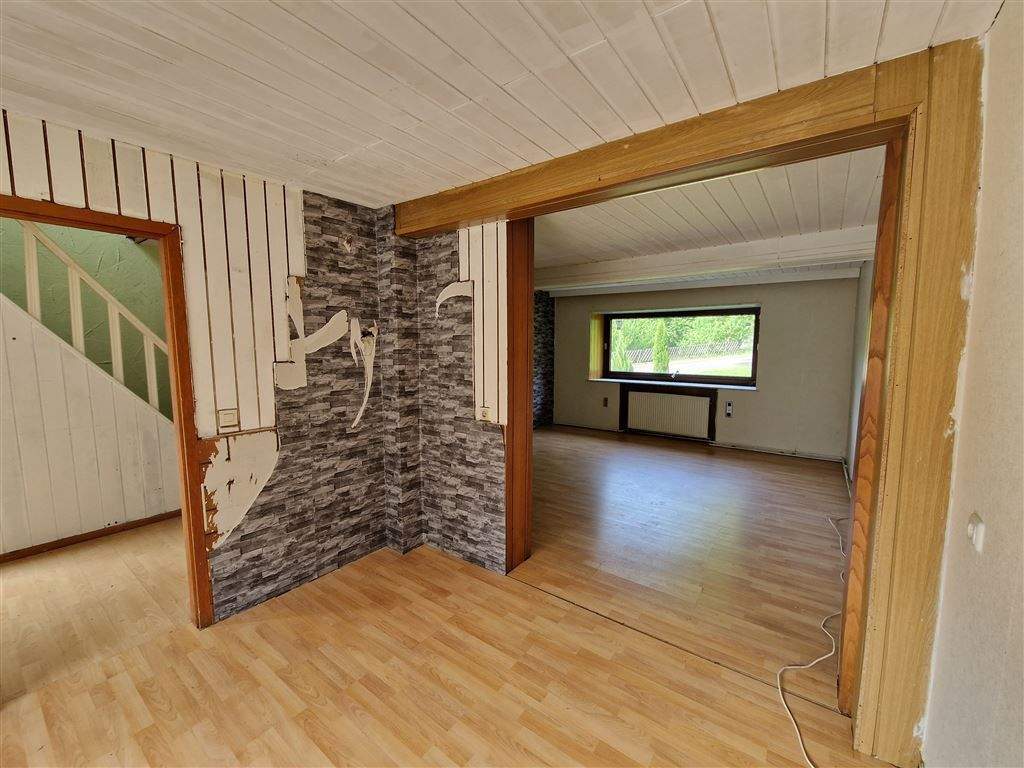 Freistehendes 1 FH / Generationenhaus mit Garten / Garage in Waldrandlage Nonnweiler OT, 66620 Nonnweiler