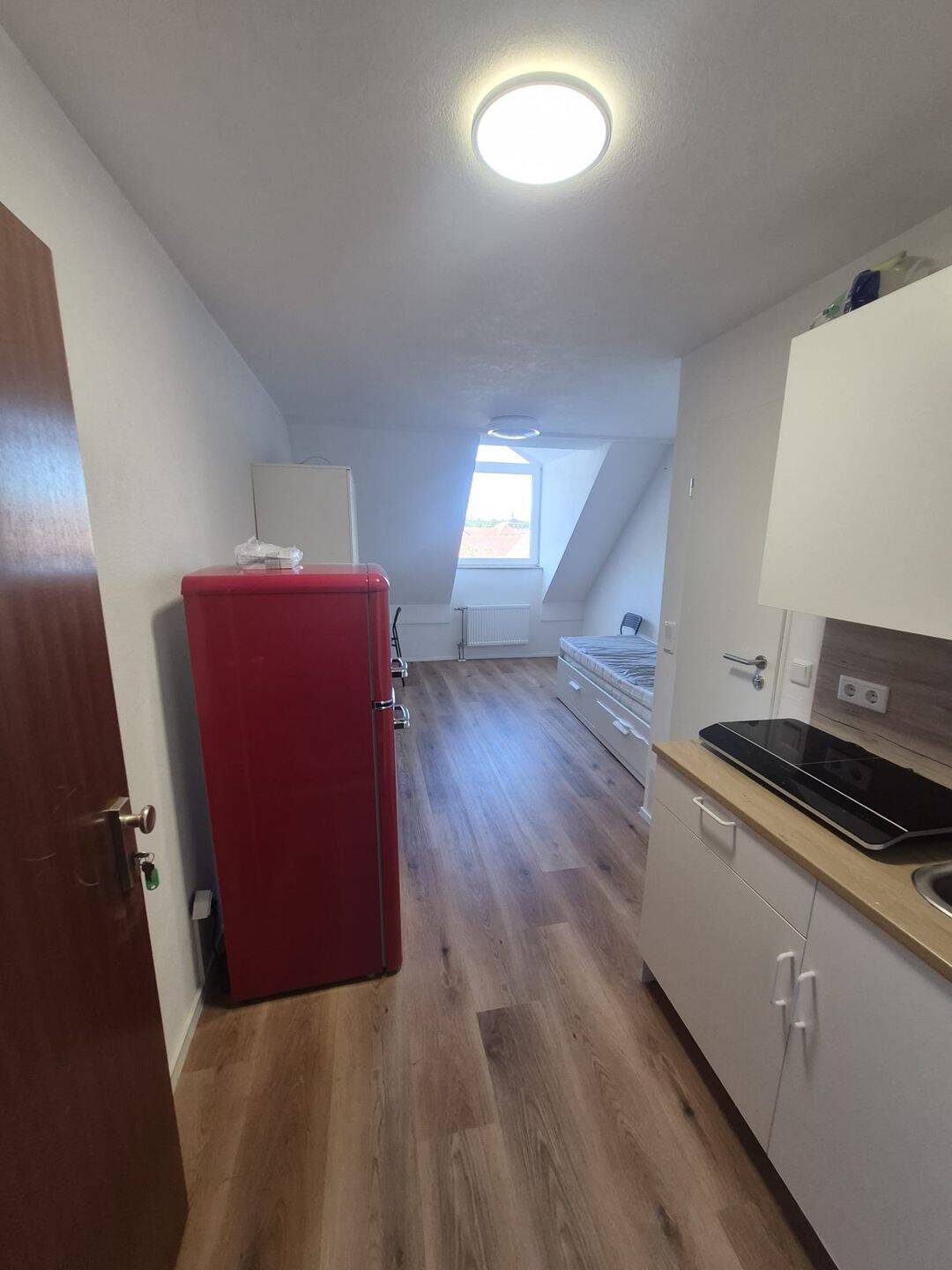 1-Zimmer-Apartment in Innenstadt -(Strom,Nebenkosten,Internet)Keine Nachzahlung(Haltestelle Arcaden), 91054 Erlangen (Burgberg Erlangen-Nord Erlangen-Ost Innenstadt Sieglitzhof)