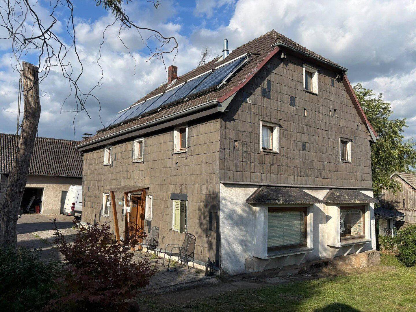 Fachwerkhaus + gr. Nebengebäude auf 1200m² Grundstück, 53797 Lohmar