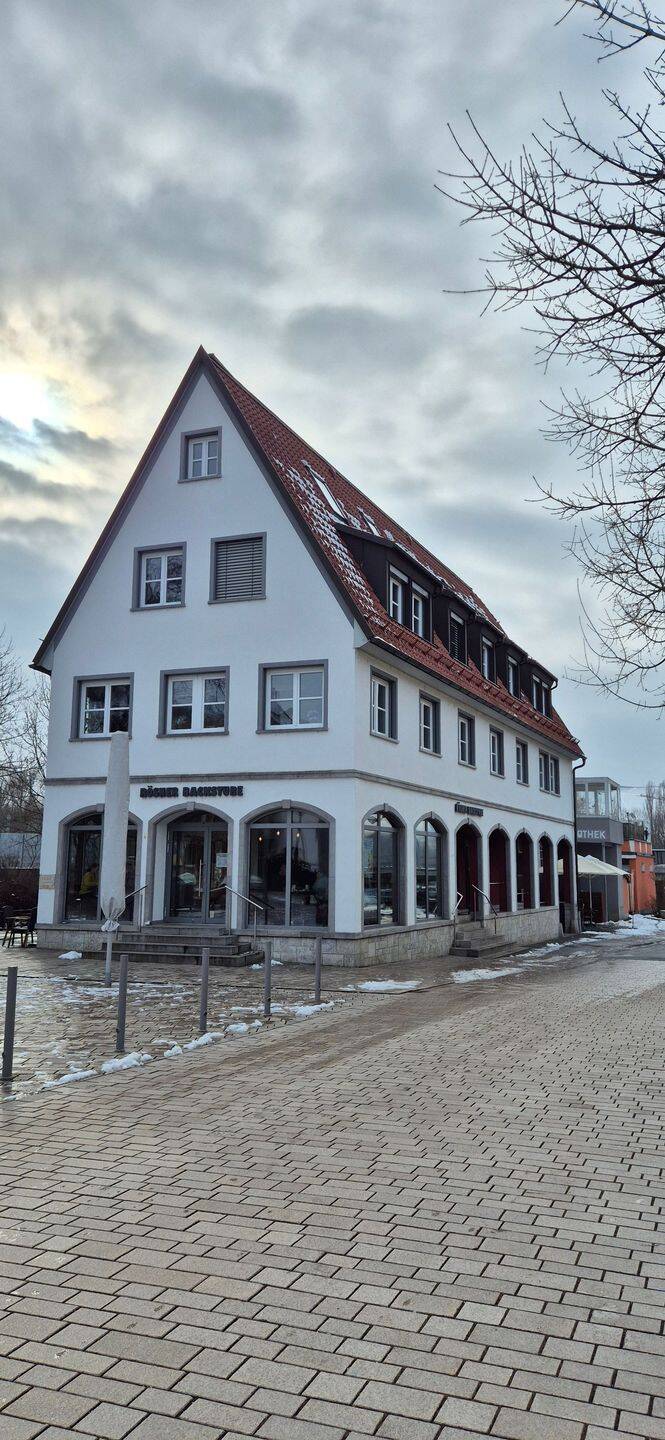 2 Zimmer Dachgeschosswohnung in Randersacker, 97236 Randersacker