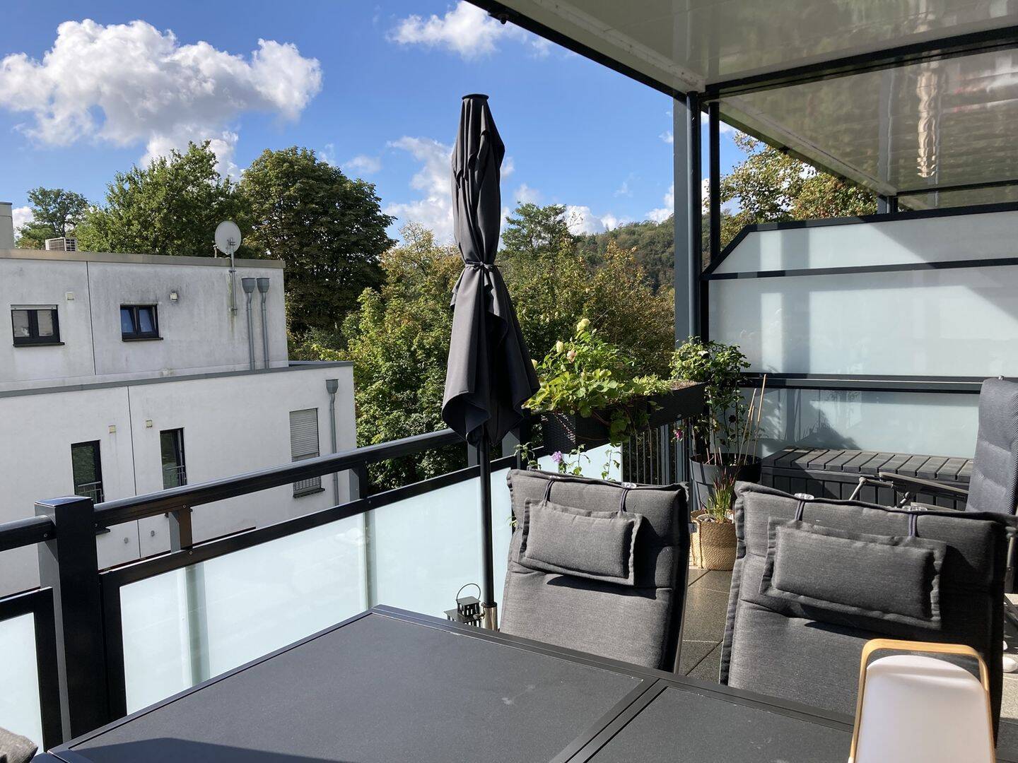 3-Zimmer-Wohnung mit Balkon, Einbauküche, Aufzug und TG-Stellplatz in Essen-Überruhr, 45277 Essen (Überruhr-Hinsel Überruhr-Holthausen)