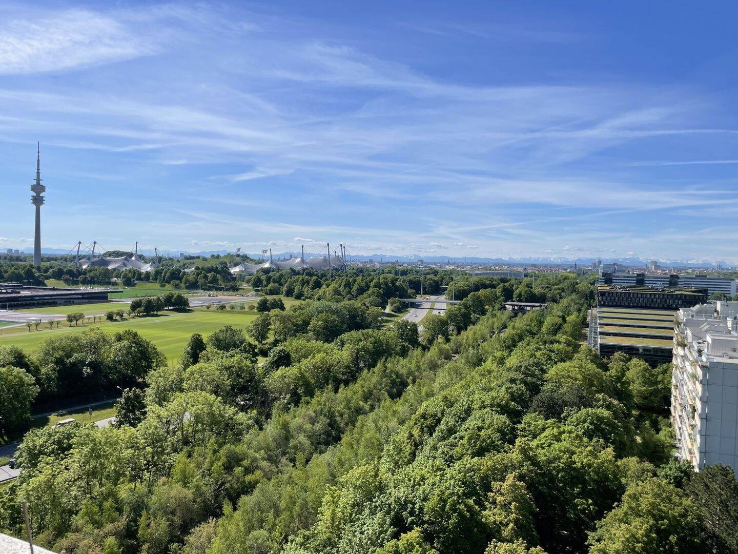 MUTZHAS – Blick bis in die Alpen, 80993 München (Moosach)