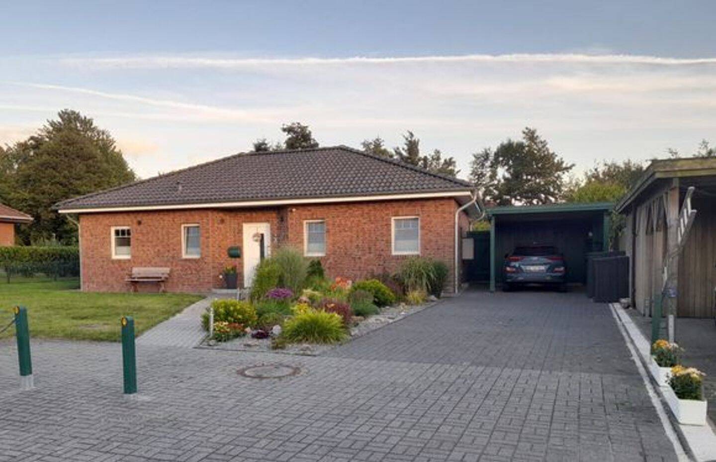 Moderner Winkelbungalow mit 3 Zimmern und großer Terrasse in Katharinenheerd, 25836 Katharinenheerd