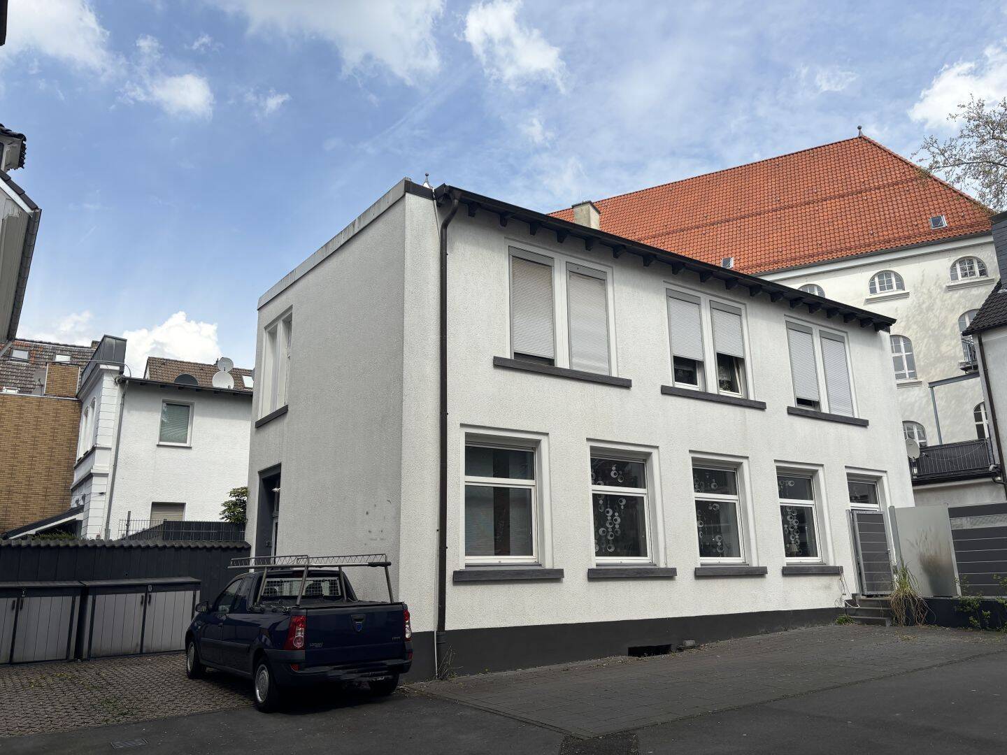 Charmante 3-Zimmer-Wohnung im 1. Obergeschoss mit Stellplatz und Keller in Solingen-Mitte, 42651 Solingen (Gräfrath Solingen-Mitte)