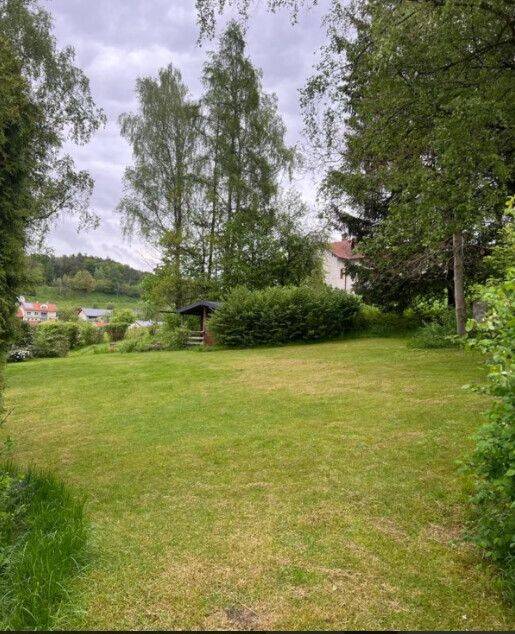 Provisionsfrei! Großzügiges, Baugrundstück, Bauplatz (948 m²) mit altem Baumbestand in Reischach, 84571 Reischach