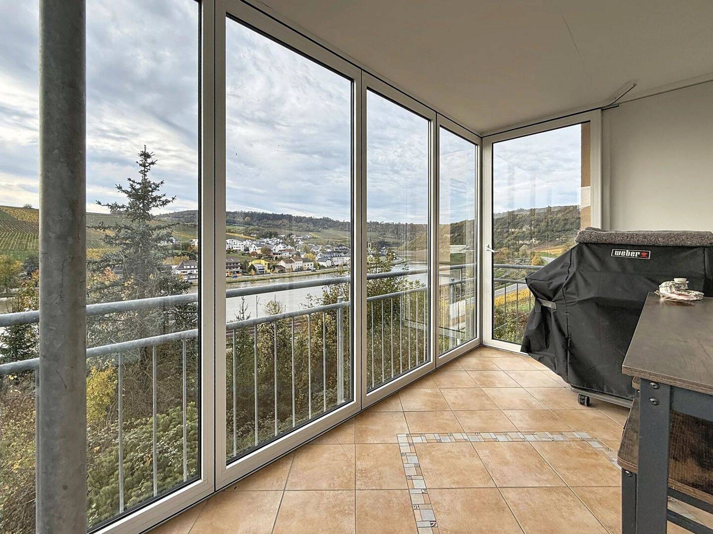 Wohnung Nittel, unverbaubare Aussicht, 54453 Nittel