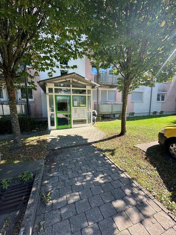 Ihr neues Zuhause: renovierte 3,5-Zimmer-Wohnung, 73037 Göppingen
