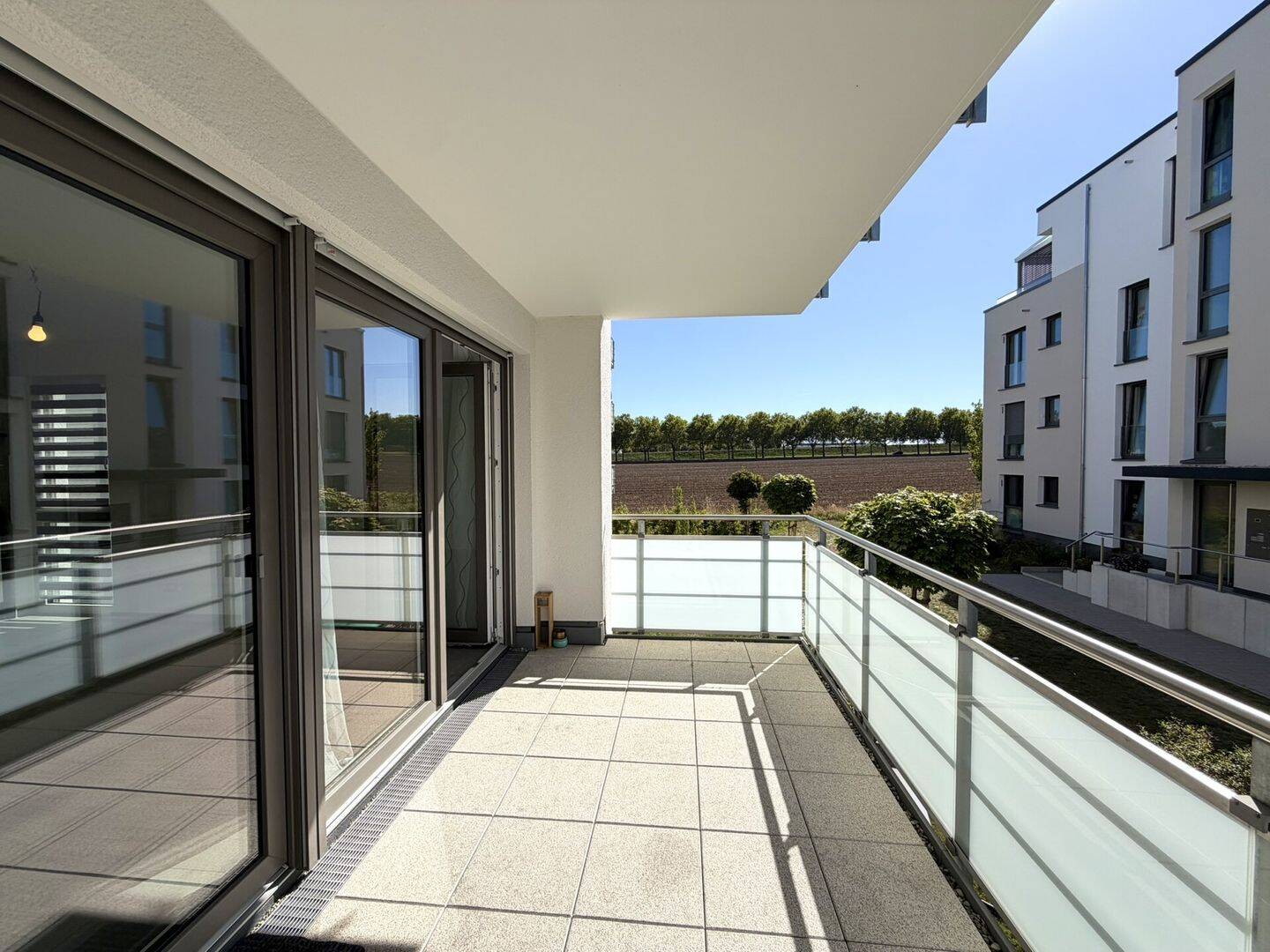3,5-Zimmer-Neubauwohnung mit Balkon, TG-Stellplatz & moderner Einbauküche, 70736 Fellbach