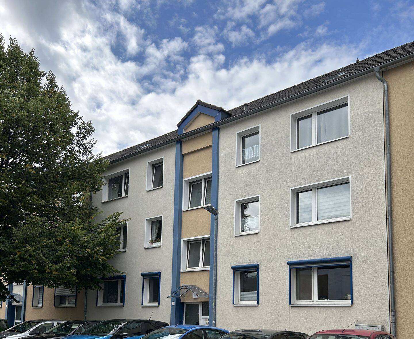 Dein neues Zuhause! Modernisierte 3-Raum-Erdgeschoss-Wohnung in Essen-Westviertel, 45127 Essen