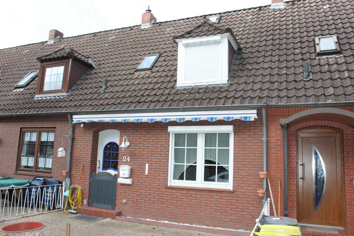 Charmantes Reihenhaus mit Garten in begehrter Lage in Bremen-Woltmershausen, 28197 Bremen