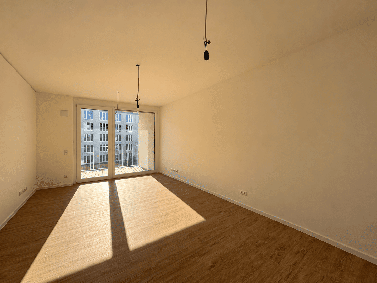 Helle 3-Zimmerwohnung inkl. Einbauküche und Loggia in zentraler Lage, 68165 Mannheim (Fahrlach Oststadt Schwetzingerstadt)