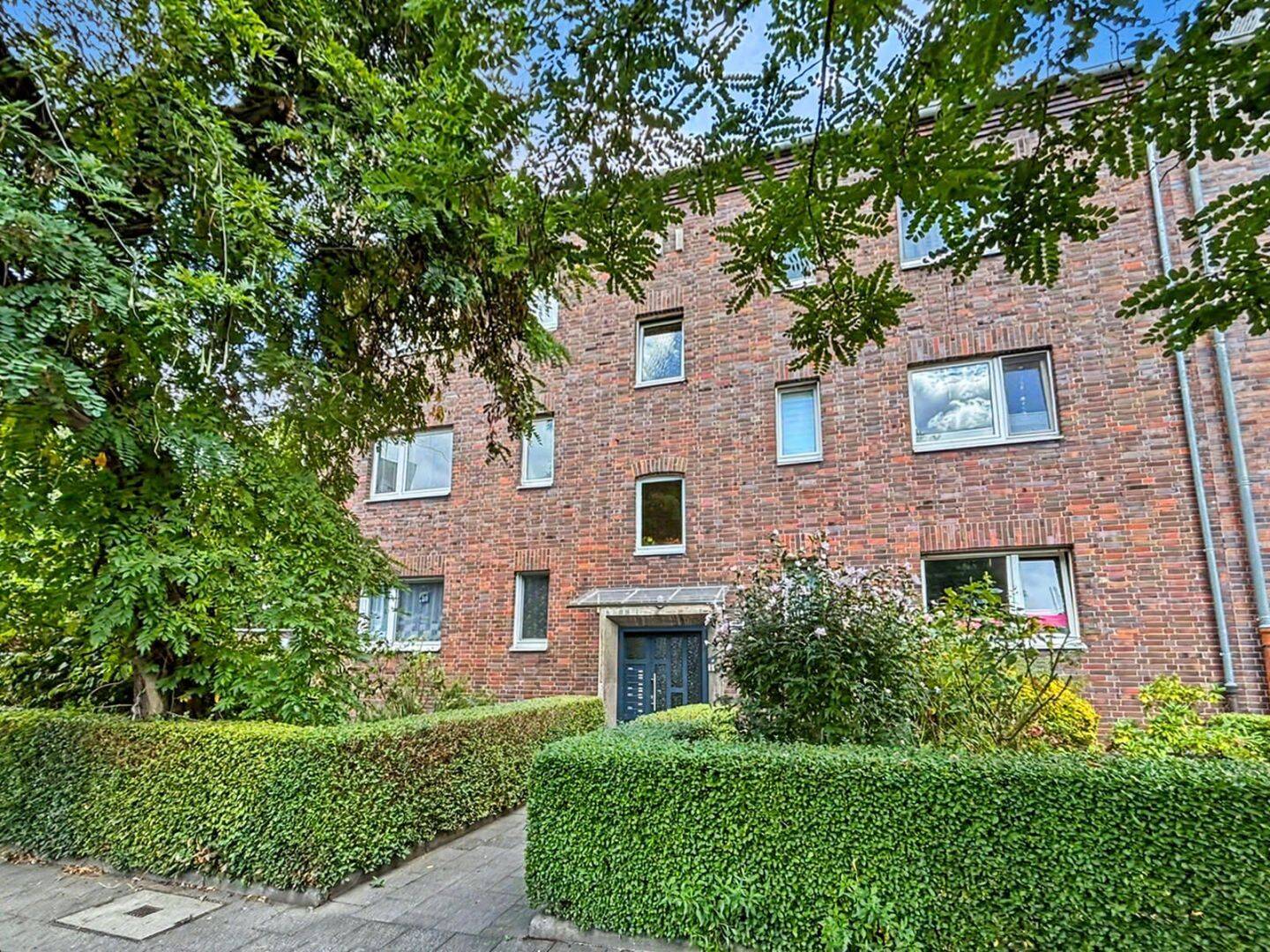 Ihr neues Zuhause in Bilk – moderne 2-Zimmer-Wohnung mit großem Balkon und Gemeinschaftsgarten, 40225 Düsseldorf (Bilk Flehe Oberbilk Wersten)