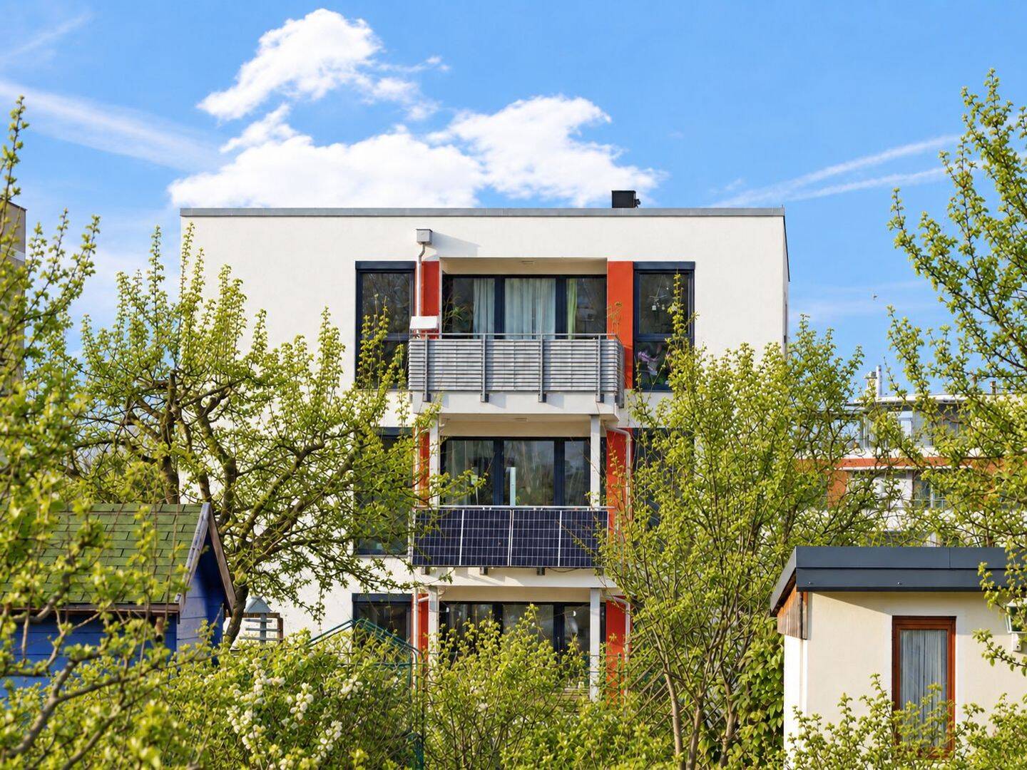 Junge Kaßberg-Wohnung mit Blick in die Gartenanlage – Südbalkon – Erdwärme – Lift – 2 x Tiefgarage, 9112 Chemnitz (Altendorf Kaßberg Zentrum)