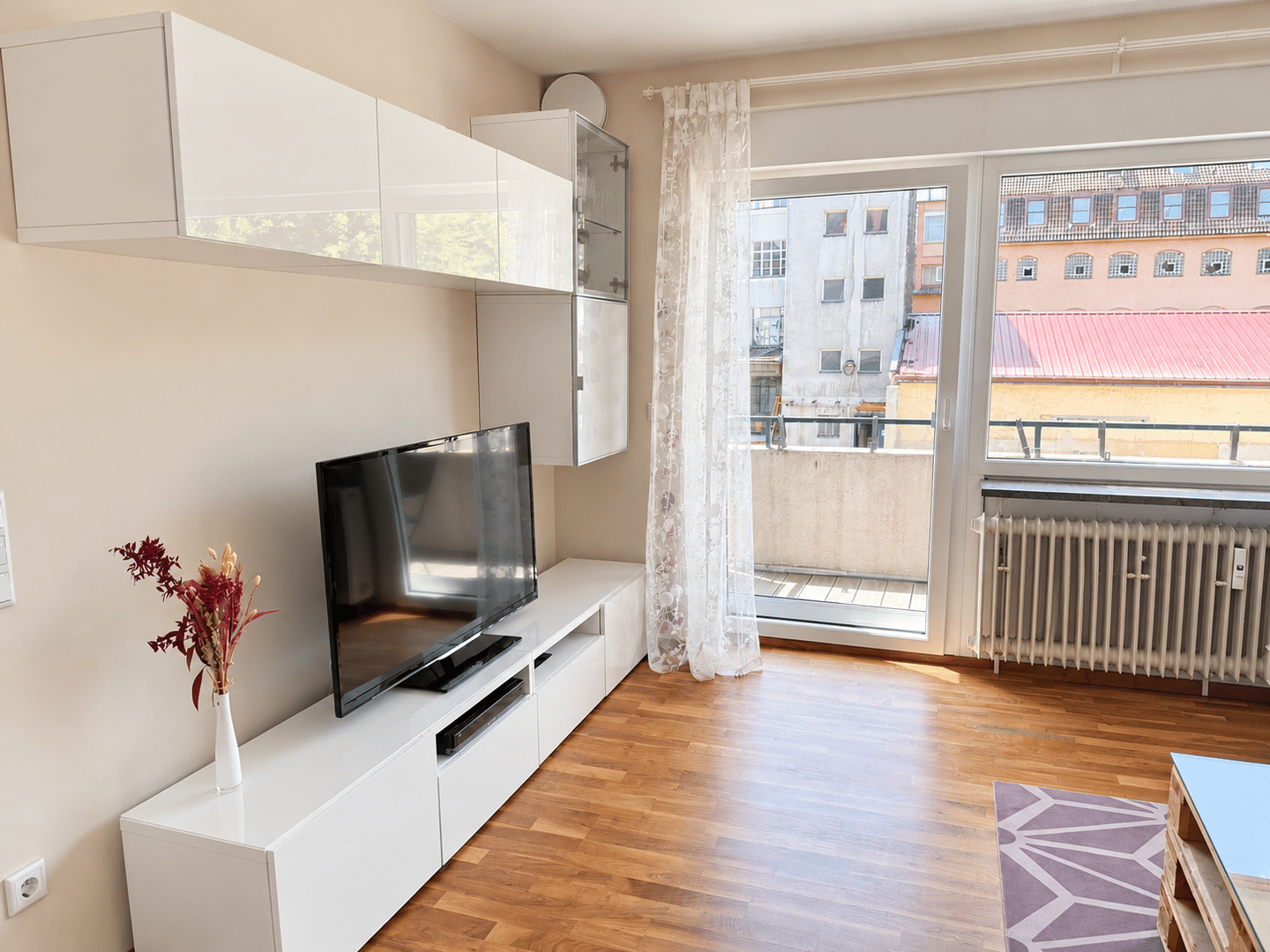 Vollmöblierte 1-Zimmer Wohnung direkt an der Wöhrder Wiese, 90402 Nürnberg (Gleißbühl Lorenz Tafelhof Tullnau Wöhrd)