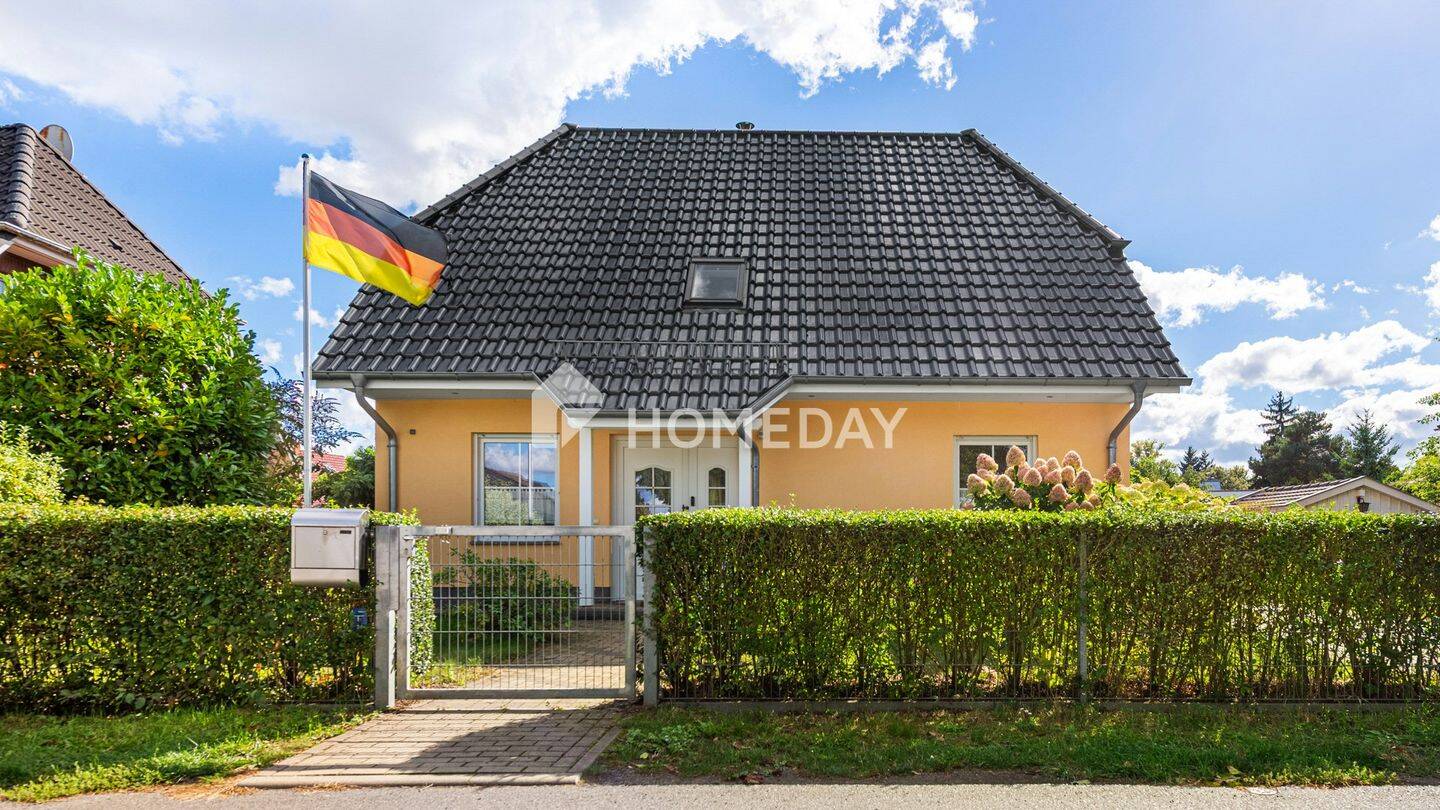 Familienfreundliches Zuhause mit fünf Zimmern, Photovoltaik, schönem Garten und Garage, 15366 Neuenhagen bei Berlin