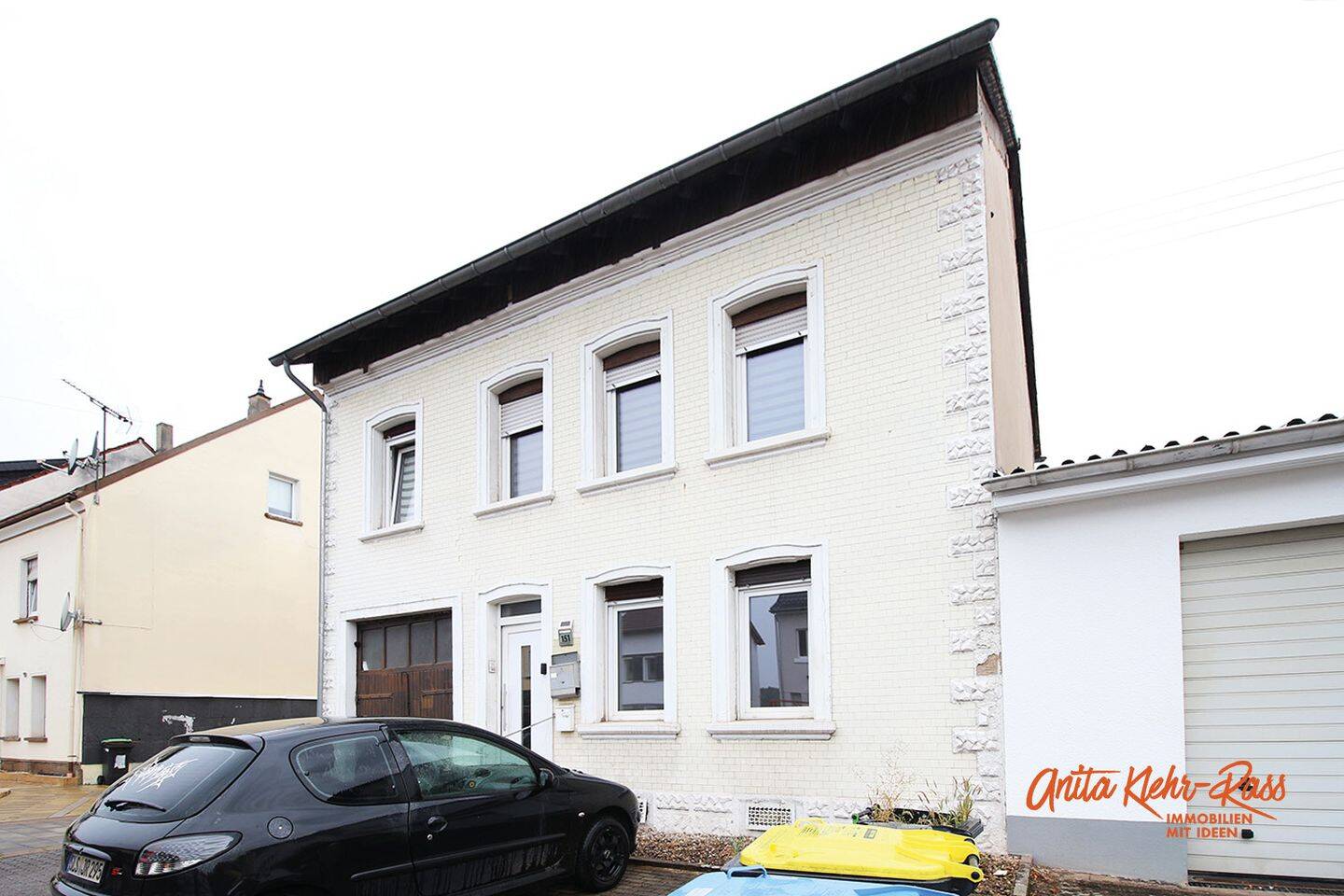 Schwalbach_interessantes 2-Familienhaus mit Garten und Stellplätzen!, 66773 Schwalbach
