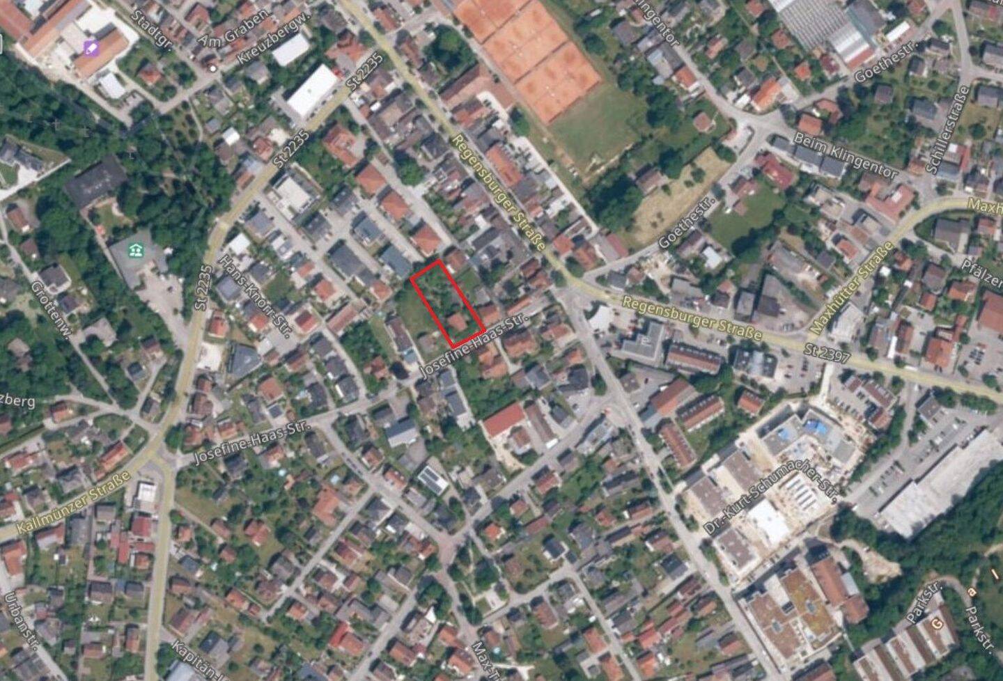 Bauplatz mit Abrisshaus in Bestlage in Burglengenfeld, 93133 Burglengenfeld