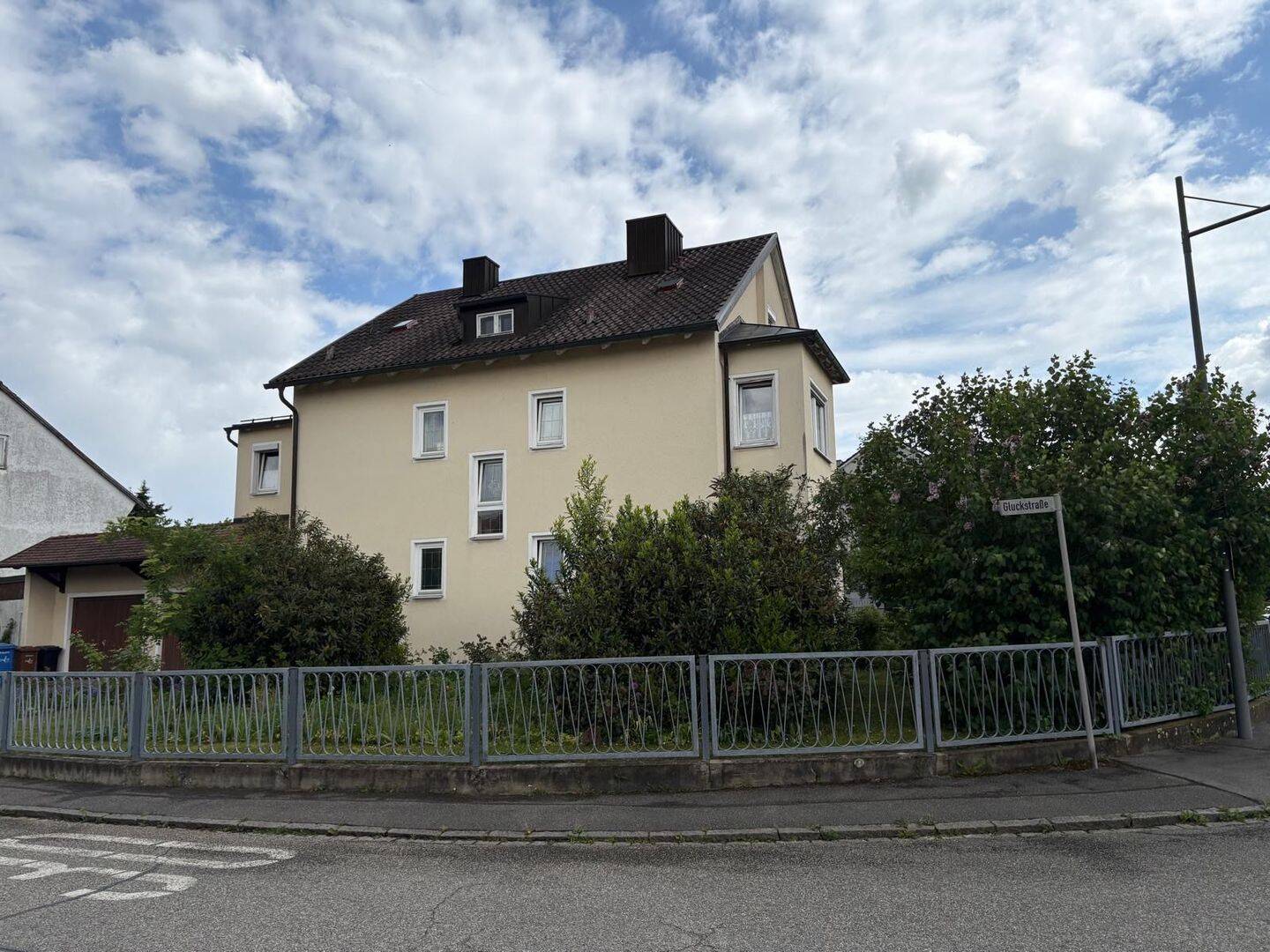 Haus, 7,5 Zimmer, 457 m², in Straubing, 94315 Straubing