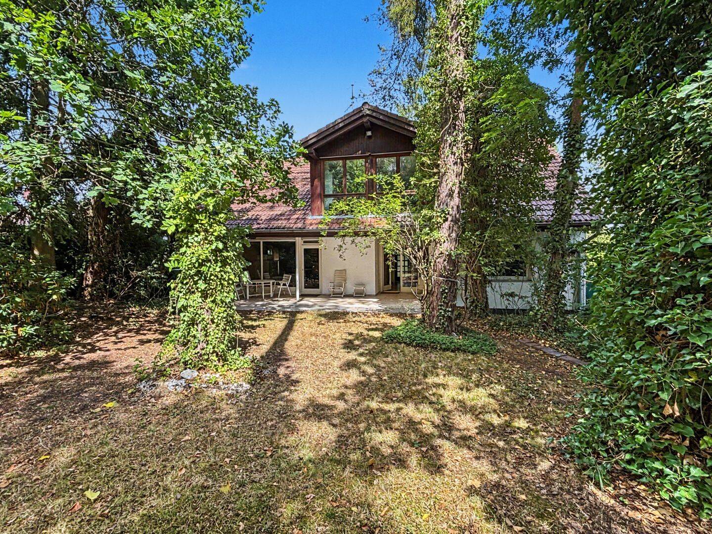 Freistehendes Einfamilienhaus in herrlicher Lage in Fürth-Oberfürberg, 90768 Fürth