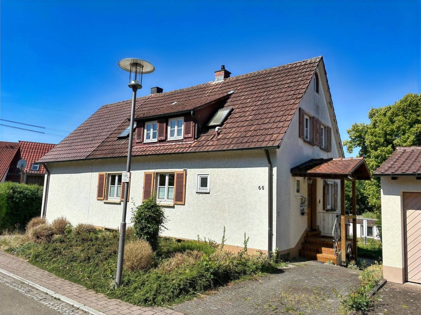 Charmantes Einfamilienhaus mit Einliegeroption und Doppelgarage in ruhiger Lage von Wurmlingen, 78573 Wurmlingen