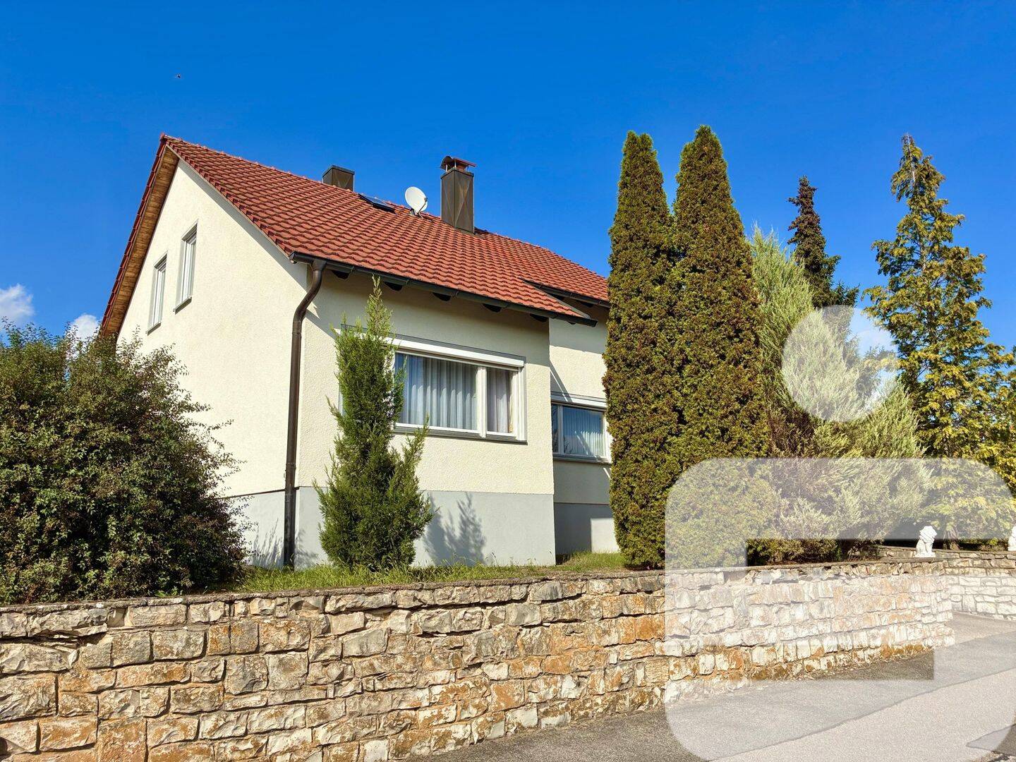 Gepflegtes Einfamilienhaus in Hohenfels, 92366 Hohenfels