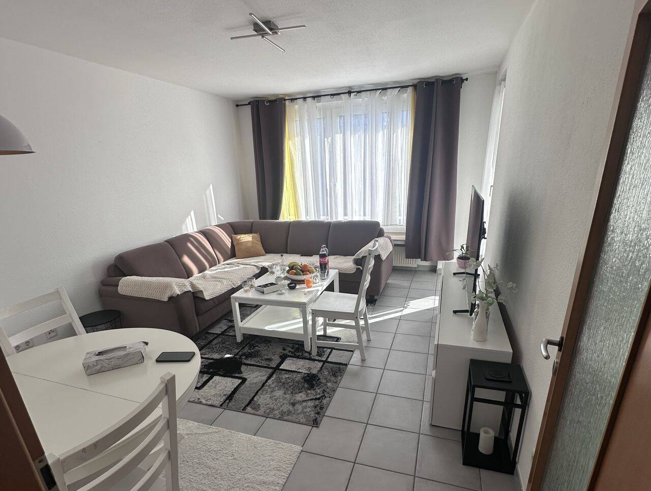 Helle 3-Zimmer-Wohnung mit Balkon & Einbauküche nahe Grünanlagen, 42107 Wuppertal (Elberfeld)